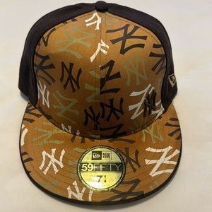 NY Yankees hat